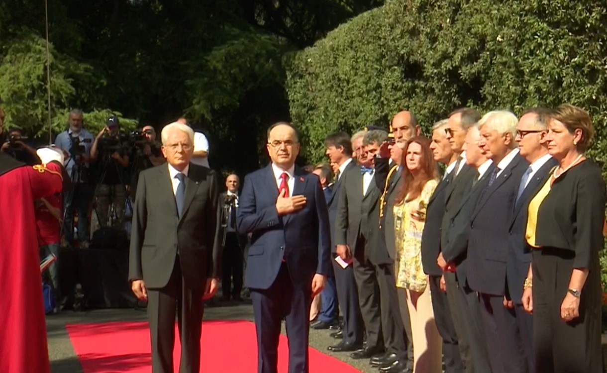 Presidenti Begaj takohet me Presidentin italian, Mattarella