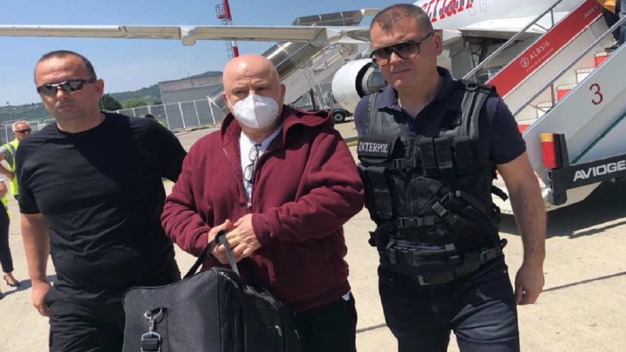 Rihapet gjykimi për ish-policin vrasës! I dënuar me 23 vite burg për dy vrasje, u ekstradua nga SHBA