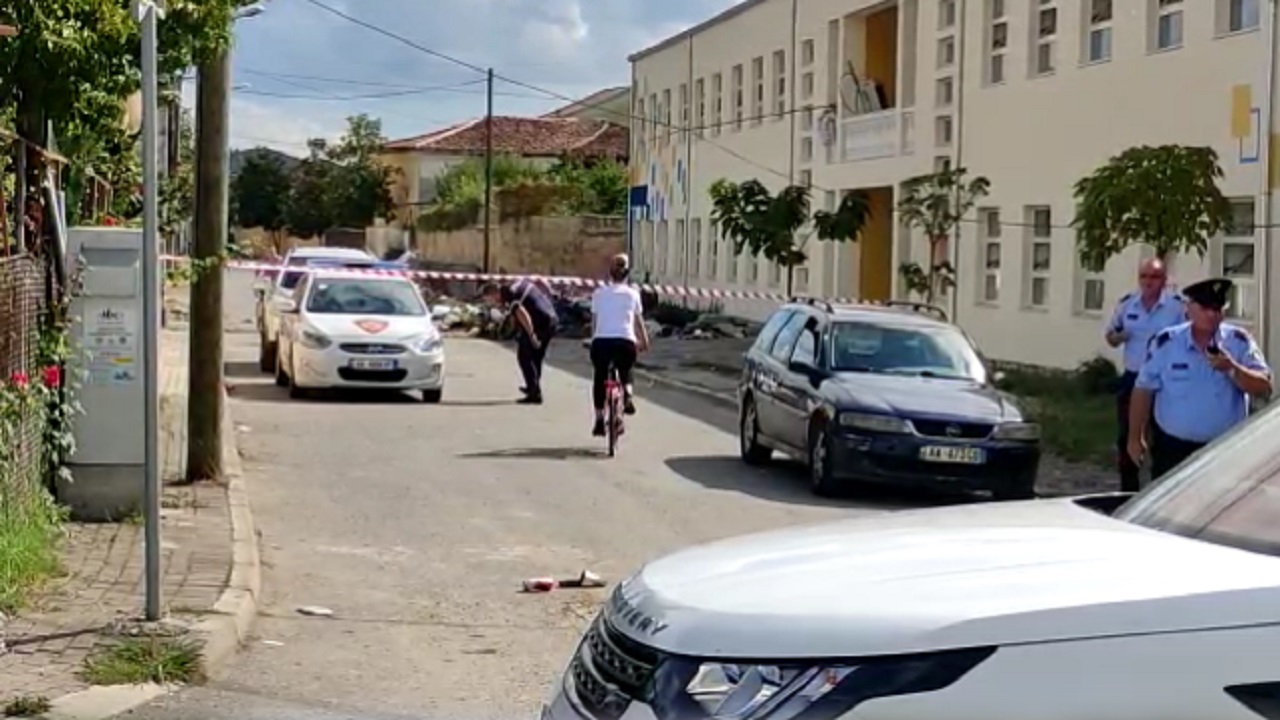 Vrasja e Ismet Çekorjas, kamerat tregojnë momentin kur autori lëviz me motorr në zonë