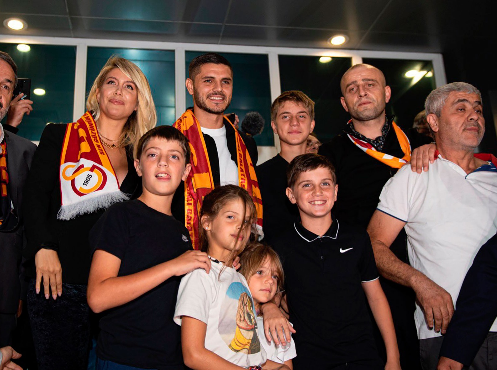 Shofer personal për 24 orë dhe kuzhinier vetëm për ta, zbulohen kushtet që vendosi Wanda Nara për transferimin e Icardit te Galatasaray