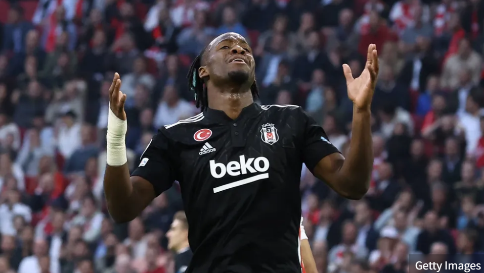 Si dështoi transferimi i sulmuesit te Chelsea-t te Nottinghami për arsye banale