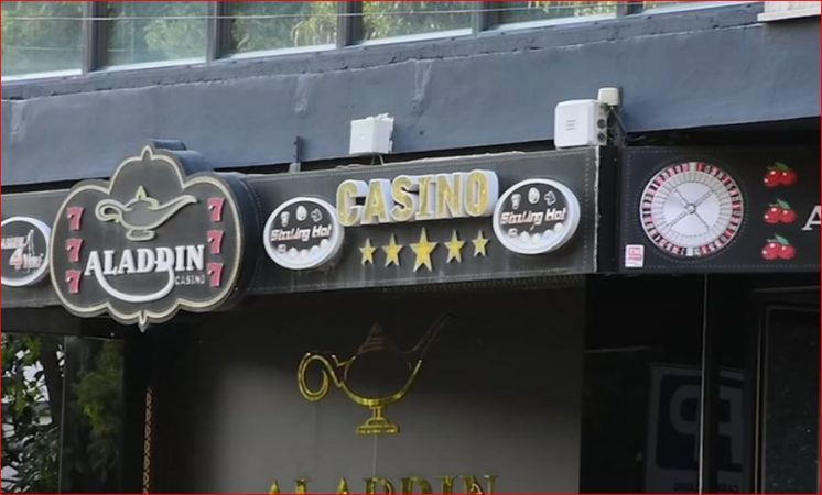 Rikthimi i basteve online, VOA: Ekspertët janë dyshues. Fidel Ylli nxjerr shifrën e frikshme: Shqiptarët luajnë 1,5 miliardë dollarë çdo vit