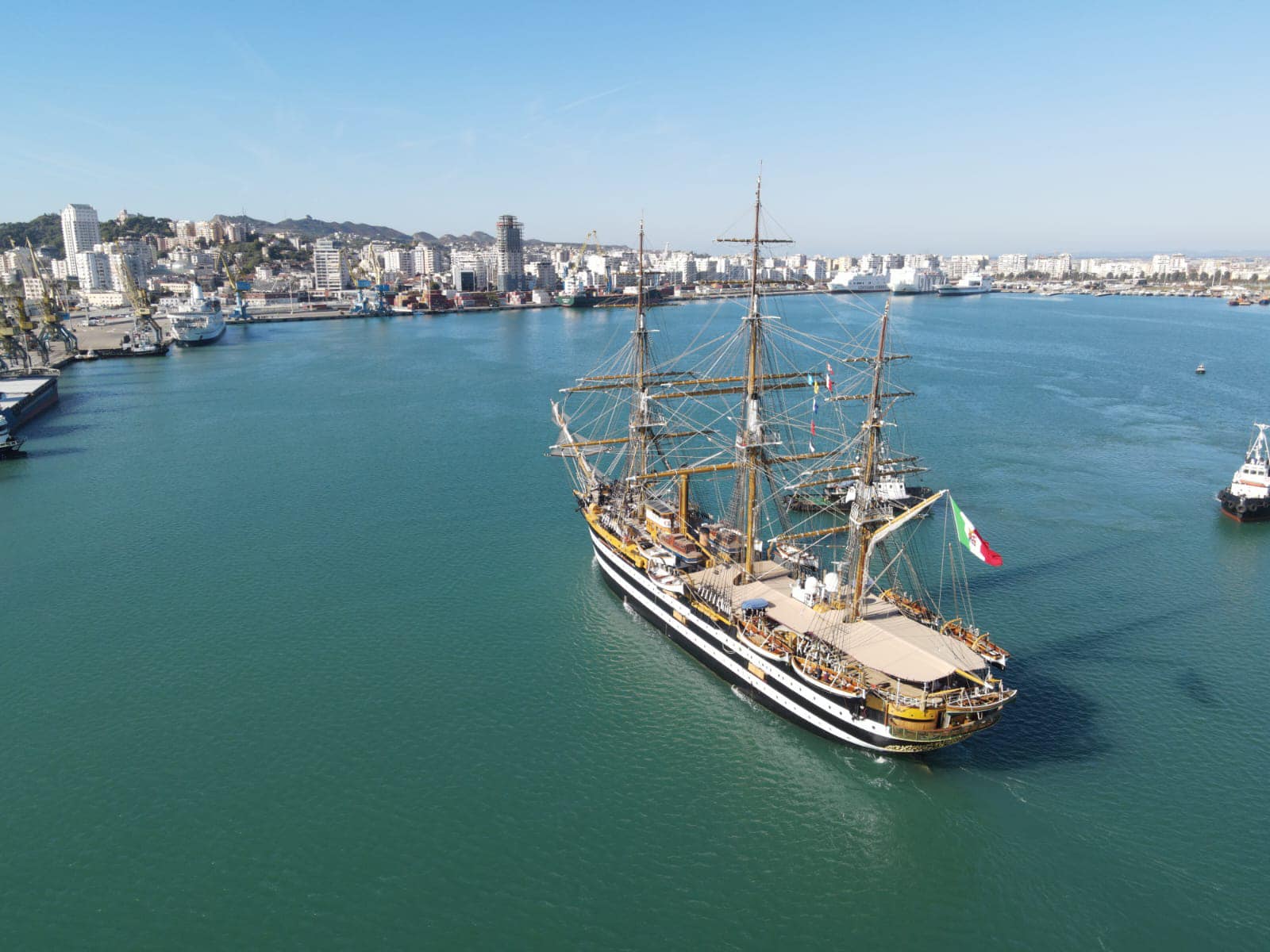 Anija më e bukur në botë “Amerigo Vespucci” në portin e Durrësit, dy ditë e hapur për publikun (VIDEO+FOTO)