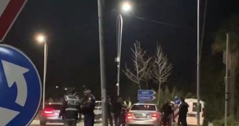 Çfarë po ndodh? FNSH zbarkon në Vlorë, aksion “blic” në hyrje të qytetit