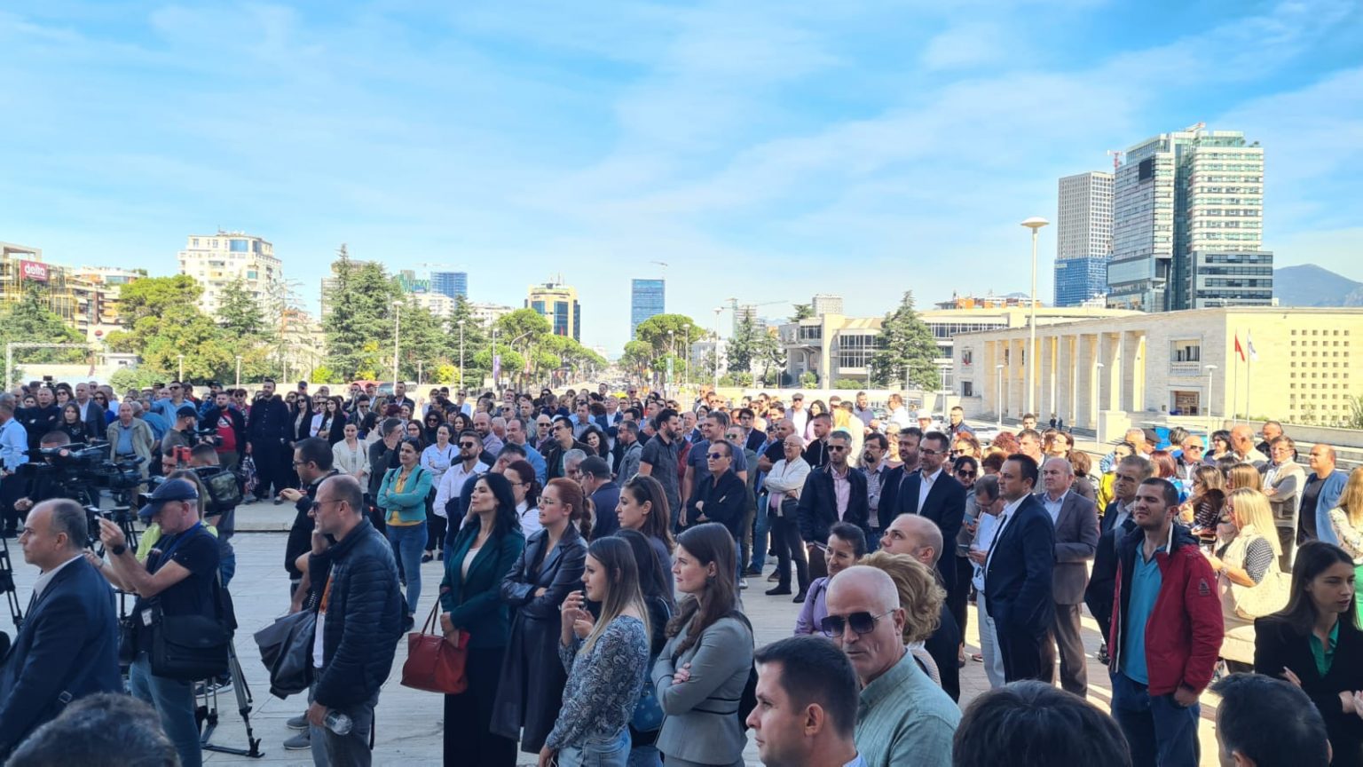 Pedagogët sërish në protestë duke filluar nga 17 tetori, SPUSH del me deklaratë: Jashtë çdo fakulteti për dy orë