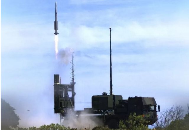 Vendet e NATO-s do të forcojnë mbrojtjen raketore të Ukrainës pas sulmeve masive ruse
