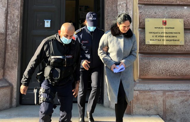 Apeli lë në fuqi vendimin: 3 vite burg për Enkelejda Hoxhën, gjyqtarja e Krujës që lironte “të fortët”