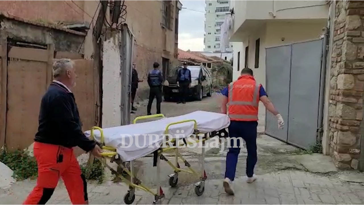 Sherri mes dy të moshuarve në Durrës për shkak të pronësisë (VIDEO)