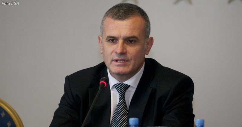 Bujar Leskaj jep njoftimin e rëndësishëm: Ja çfarë do të ndodhë më 12 nëntor