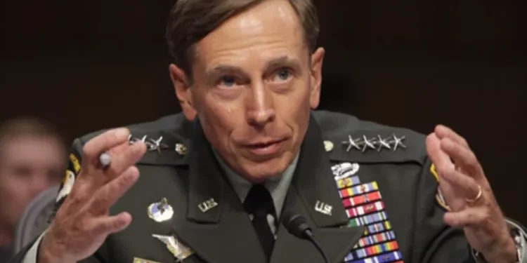 Ish-drejtori i CIA-s: Nëse Moska përdor armë bërthamore, SHBA-ja me aleatë do t’i shkatërrojë trupat ruse