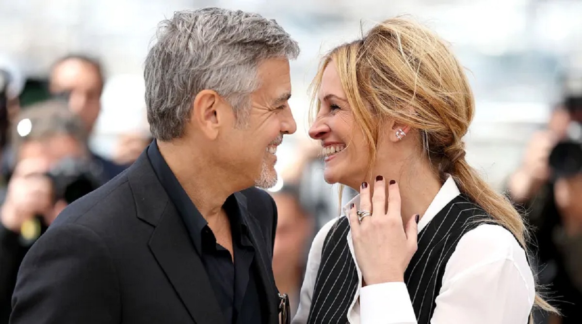 George Clooney flet për puthjen e sikletshme me Julia Roberts: Ishin dhe fëmijët e mi aty&#8230;