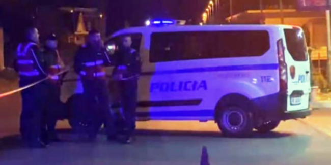 Tritol në derën e jashtme të një dyqani, çfarë ndodhi gjatë natës në Tiranë