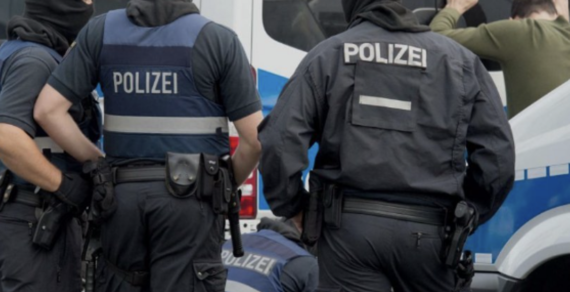 EMRI/ Mori leje nga Komisariati Rrugor dhe u nis drejt Turqisë me sasi lënde narkotike, arrestohet efektivi