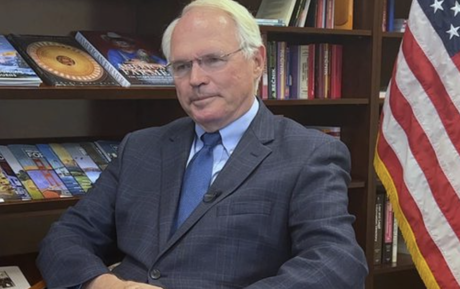 Njohja e targave, Hill: Jemi të zhgënjyer dhe shqetësuar që Kurti nuk e shtyu afatin