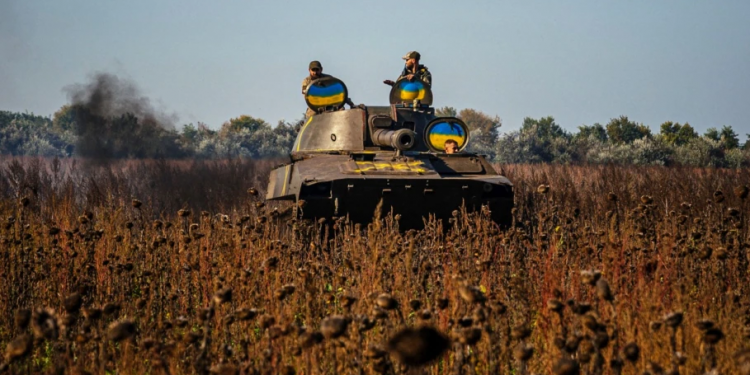 Ukraina: Rusia po dërgon përforcime në Herson