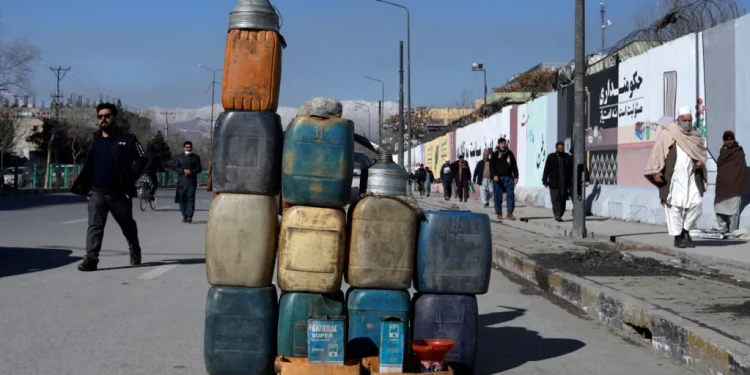 Rusia “kthen sytë” nga Afganistani për shitjen e gazit dhe naftës