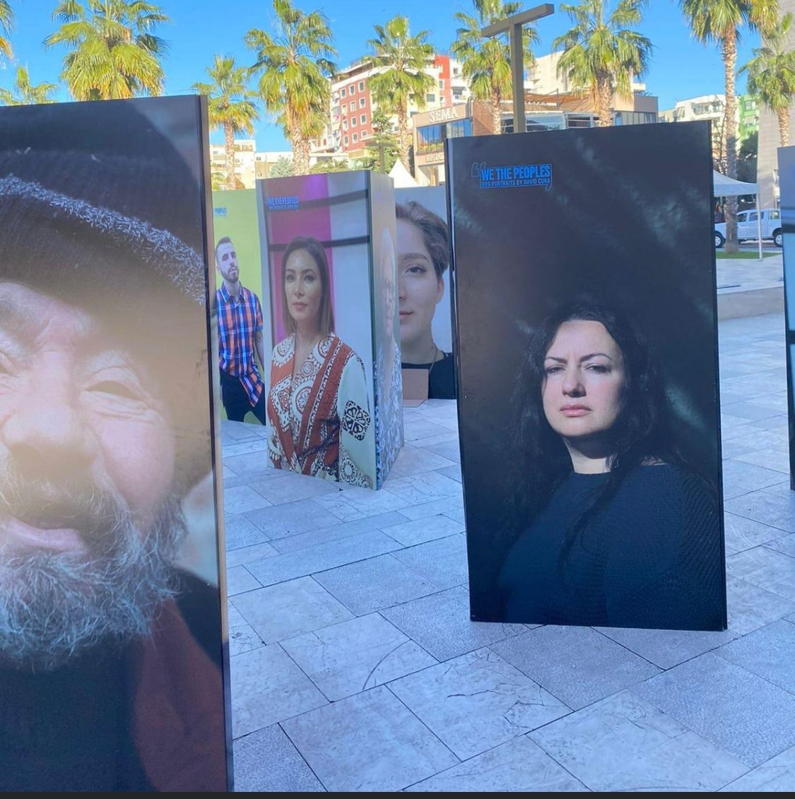 “We the people”/ Ekspozita e veçantë me portretet e njerëzve të zakonshëm në Durrës, në kuadër të javës së Kombeve të Bashkuara