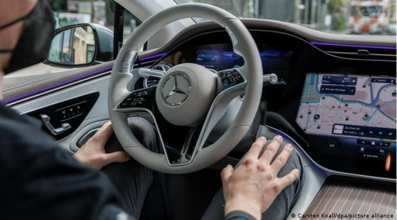 Mercedes-Benz largohet plotësisht nga Rusia