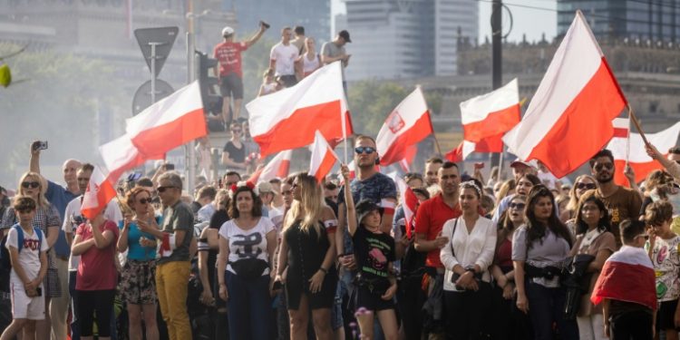 Polonia kërkon 1.3 trilion dollarë nga Gjermania për Luftën e Dytë Botërore