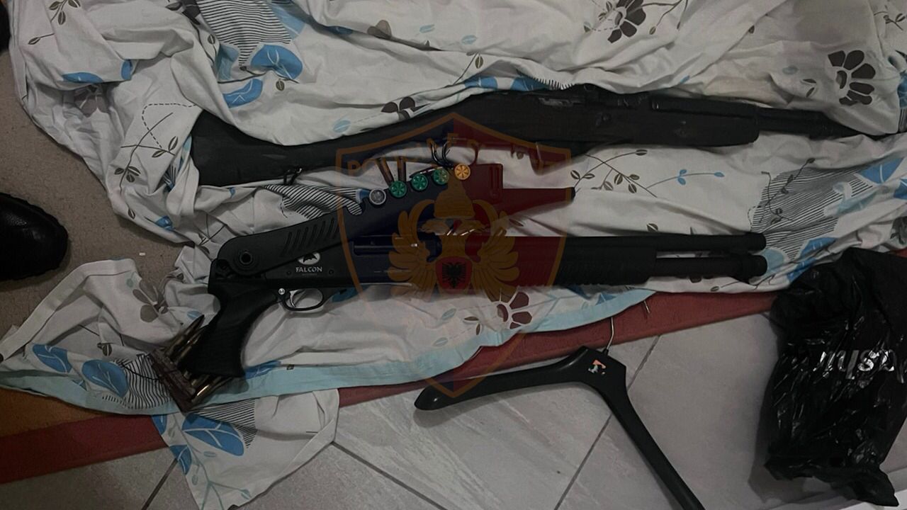 Fshihte armën e zjarrit në banesë, vihet në pranga 47-vjeçari në Krujë