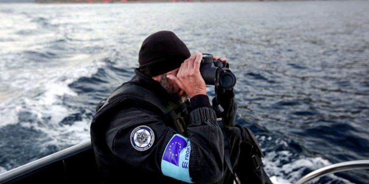 Frontex akuzohet për shkelje të të drejtave të emigrantëve