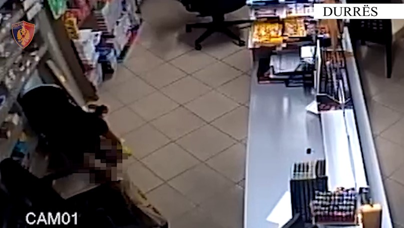 Kapet &#8220;seriali&#8221; në Durrës, i riu që bëri kërdinë muajt e fundit nëpër markete (VIDEO)