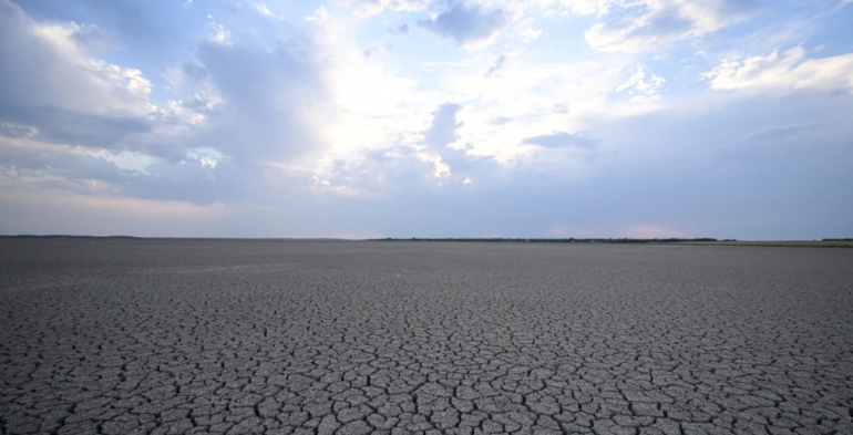 Paralajmërimi i OKB dhe Kryqit të Kuq: Bota të përgatitet për valë ekstreme të të nxehtit