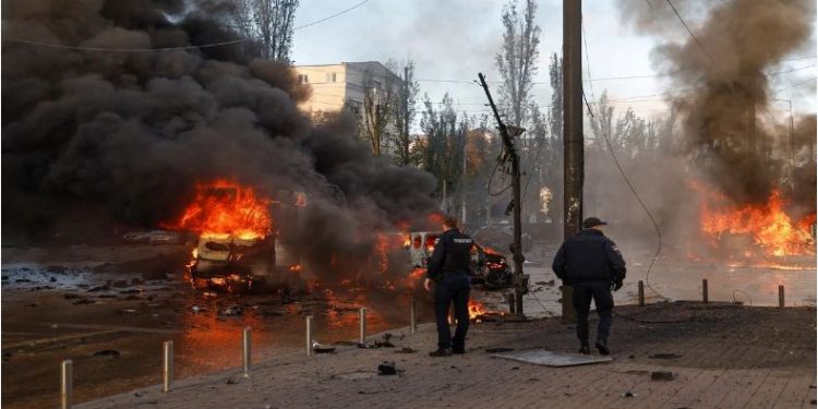 Rusia godet termocentralin në Ukrainën perëndimore për herë të dytë