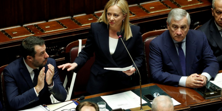 Meloni: Italia nuk do të përkulet para shantazhit të Putinit