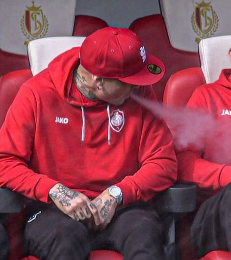 Naingolan nuk e harron zakonin e cigares, tymos në pankinë dhe dënohet