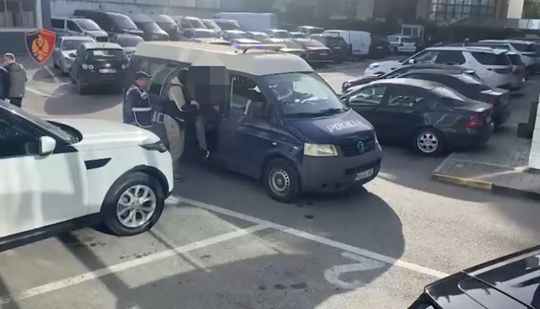 EMRI/ I dënuar me 6 vite burg në Torino, arrestohet anëtari i një organizate kriminale në Tiranë