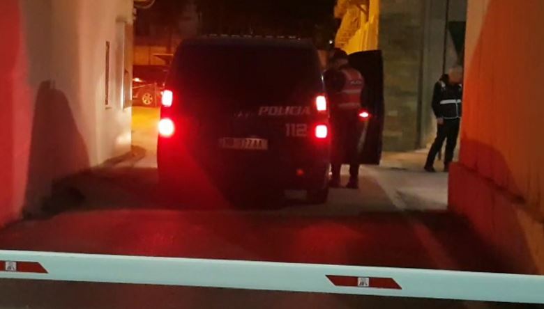 Tjetërsimi i pronave në bregdet/ Në pranga ish-kreu i qarkut Vlorë dhe ish-kreu kreu i Kadastrës