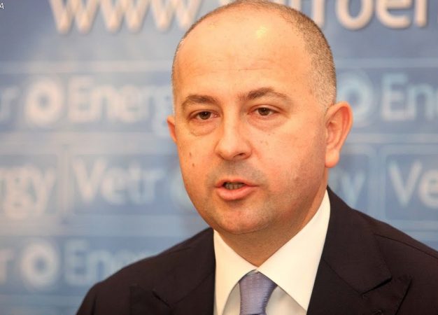 SPAK përfundon hetimet për Rezart Taçin: Do të pastronin 18.4 milionë euro të mafies italiane në Shqipëri