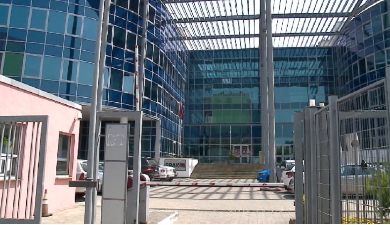 Grupi kriminal kultivonte drogë në bashkëpunim me policinë/ SPAK dërgon për gjykim çështjen