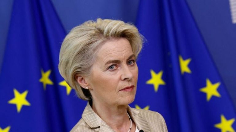Von der Leyen: Sulmet ruse në infrastrukturën civile të Ukrainës janë krime lufte