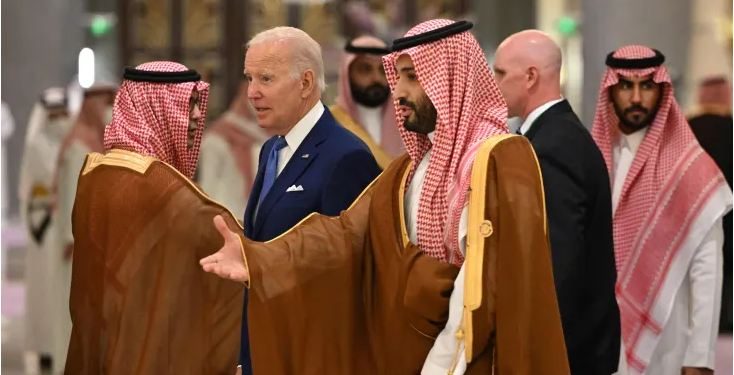 OPEC+ do të ulë prodhimin e naftës me qëllim rritjen e çmimit më tej, reagon ‘furishëm’ SHBA: Vendim shkurtpamës