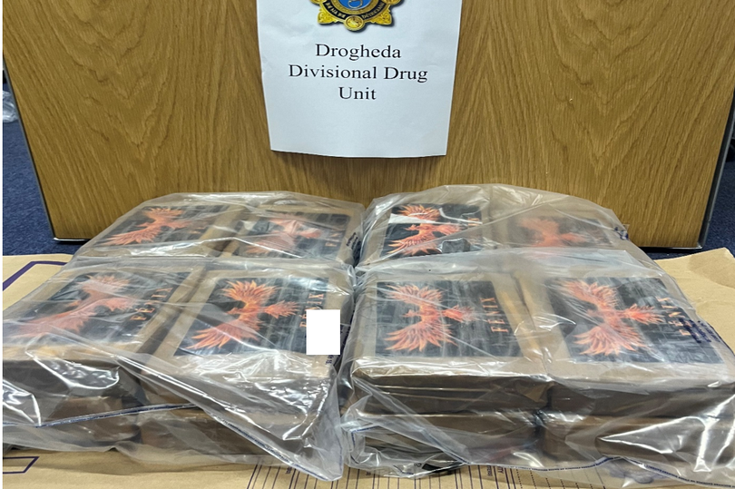 Mbi 1 mln euro drogë në makinë, arrestohet shqiptari në Irlandë