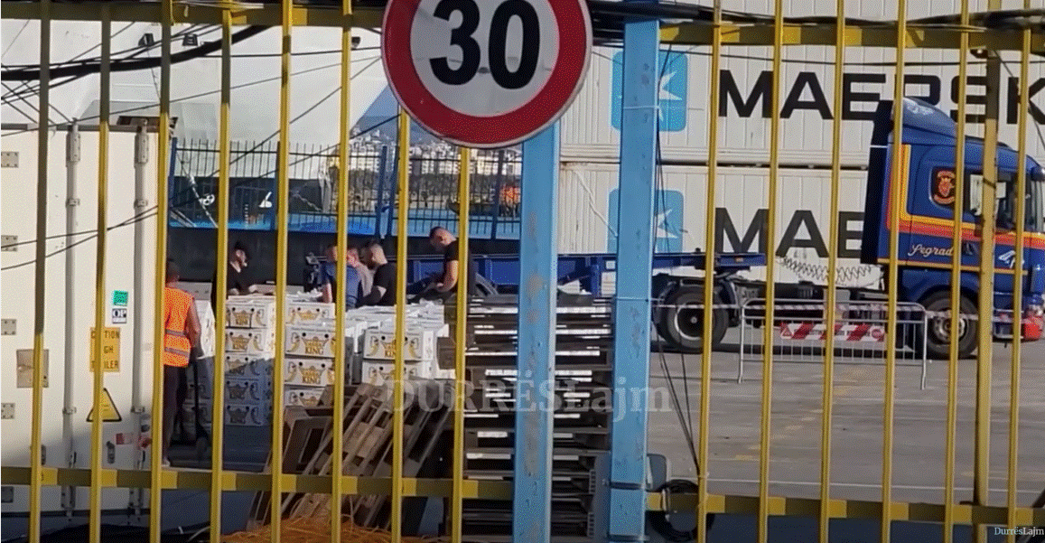 Vijojnë kontrollet intensive në portin e Durrësit, dyshohet për sasi tjetër droge në kontenierët me banane (VIDEO)