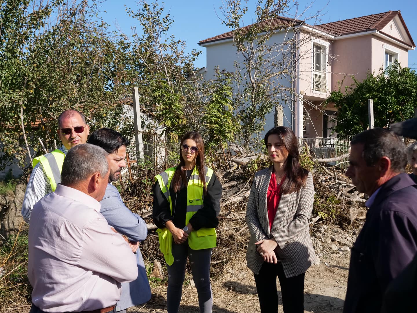 Sako në Sukth, inspekton punimet në argjinaturën e Erzenit dhe gjimnazin “Dhosi Liperi”