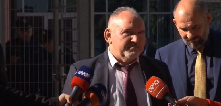 “Kjo kushtetutë shërben vetëm për të fshirë b**ën”, avokati i anëtares së KPK-së: Kanë mbajtur vetëm gjyqtarët e jugut, sepse ata binden