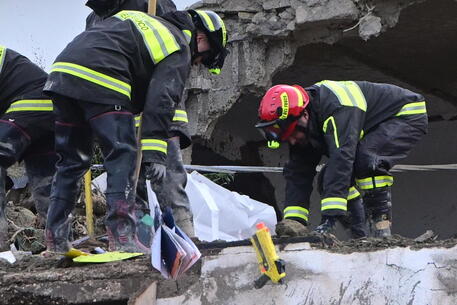 8 viktima nga rrëshqitja e dheut në Itali, mes tyre 3 fëmijë