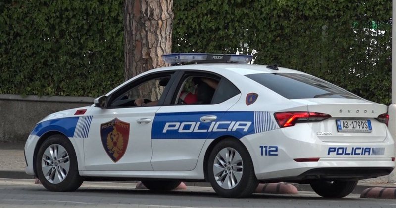 Arrestohen dy oficerë policie dhe katër shtetas të tjerë, për çfarë akuzohen