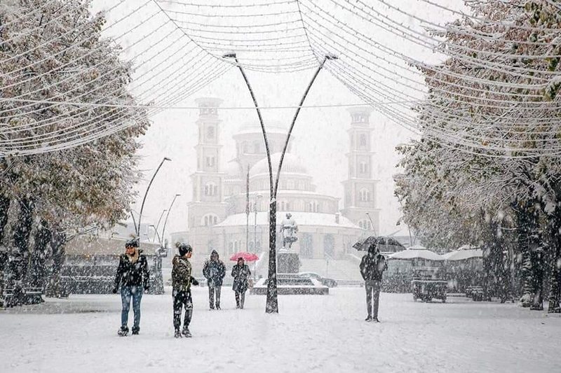 &#8220;Surprizon&#8221; moti për ditën e nesërme, çfarë pritet të ndodhë me temperaturat