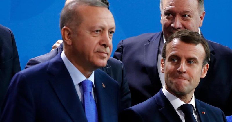 Gati të plasë lufta? Macron “këshillon” Erdogan: Mos i “hidhni benzinë zjarrit” në Mesdhe!
