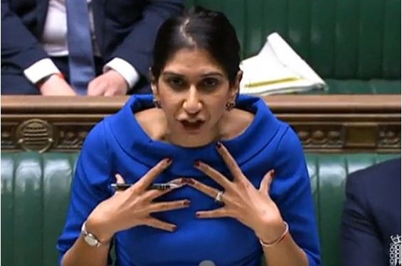 Britania e Madhe nuk ndalet, gati plani për dëbimin e shpejtë të emigrantëve të paligjshëm