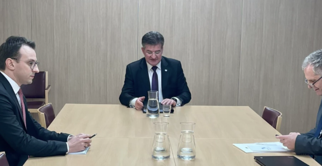 Kosova dhe Serbia arrijnë marrëveshje për targat