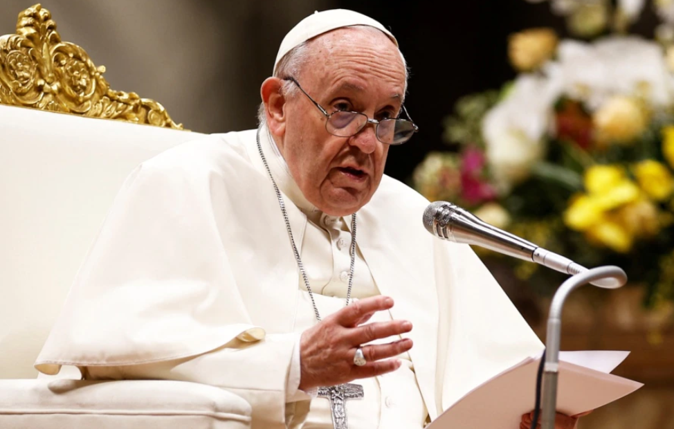 Papa Françesku shkarkon udhëheqësit e Caritas-it