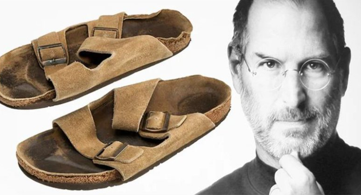 Shapkat e Steve Jobs shiten mbi 200 mijë $