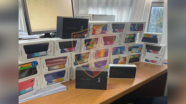 Kontrabandonte celularë dhe i shiste, përfundon në pranga 45-vjeçari në kryeqytet