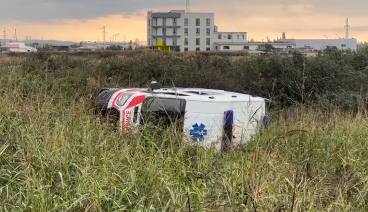 Aksidentohet ambulanca në autostradën Tiranë-Lezhë, 5 të plagosur